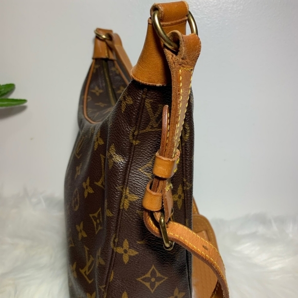 Authentic Louis Vuitton Boulogne 30 - Picture 13 of 13